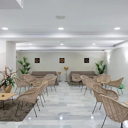 马德里加尔hsm酒店 4*