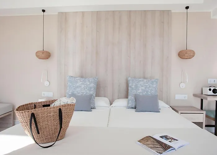 Ona Palmira Hotell 4*