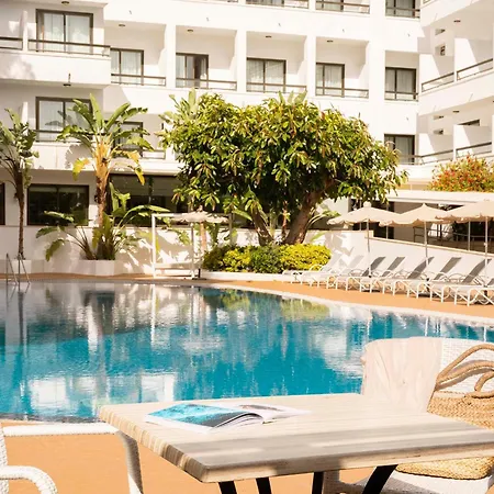 Ona Palmira Otel 4*