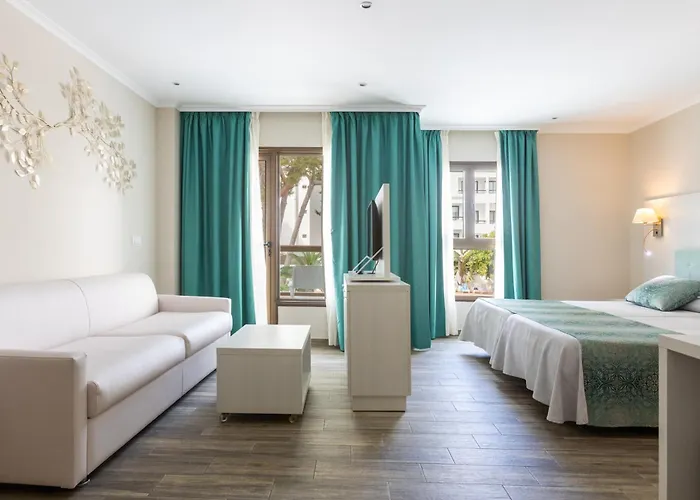 Hotel Ona Palmira 4*